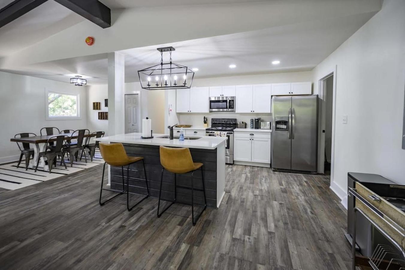 Gorgeous Renovated Home With Large & Private Lot Winchester Exterior photo