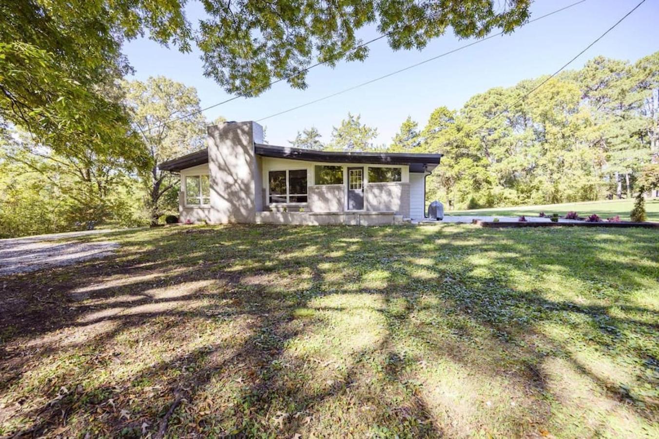 Gorgeous Renovated Home With Large & Private Lot Winchester Exterior photo